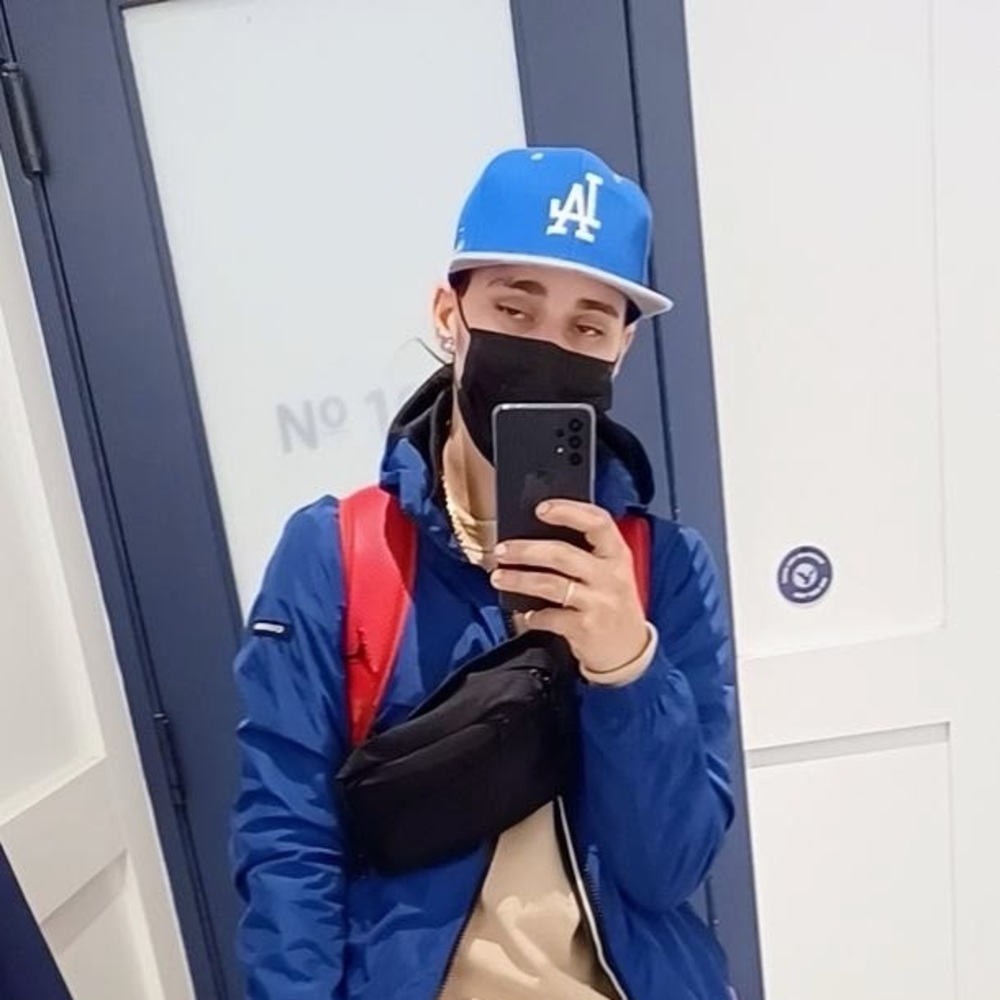Meet your Posher, Nicc